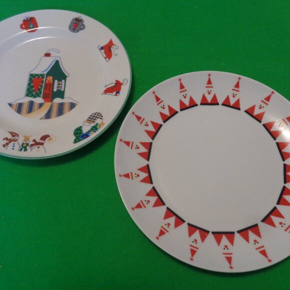 WIMSY RETRO CHRISTMAS HOLIDAY DECOR PLATES LOT OF 2 PLATES - Picture 2 of 7